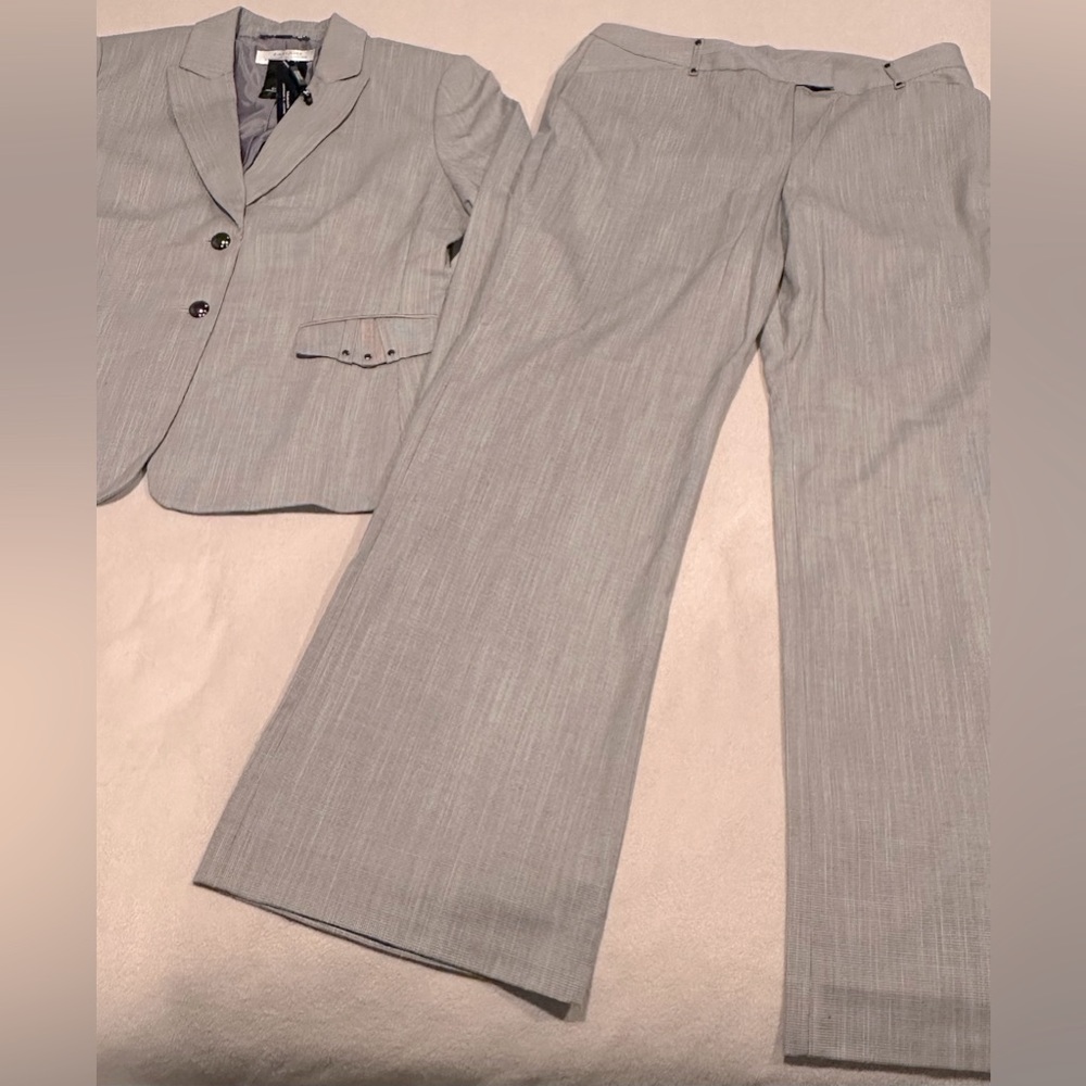Tahari Blazer and Pants size 14